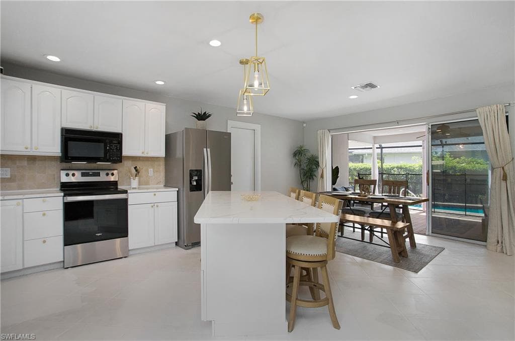 27 Pebble Beach Blvd, Naples, FL 34113-18