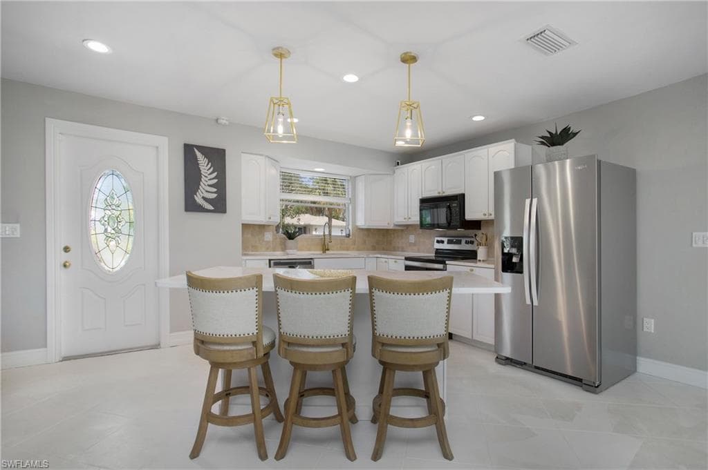 27 Pebble Beach Blvd, Naples, FL 34113-19