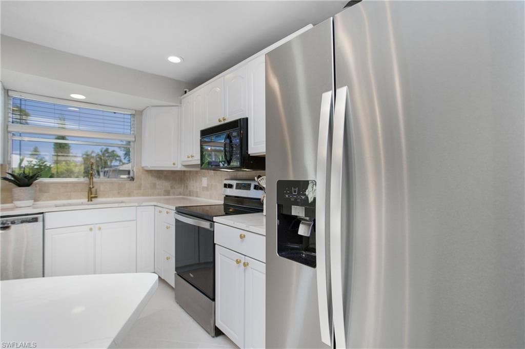27 Pebble Beach Blvd, Naples, FL 34113-21