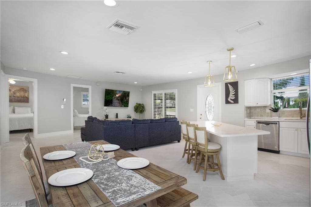 27 Pebble Beach Blvd, Naples, FL 34113-24