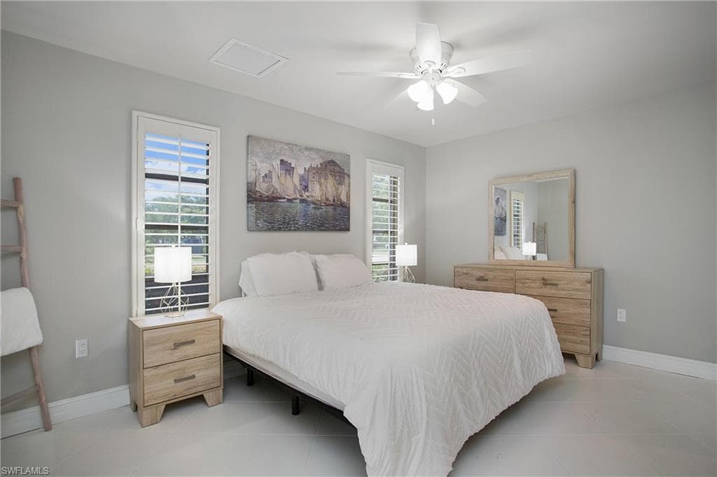 27 Pebble Beach Blvd, Naples, FL 34113-29