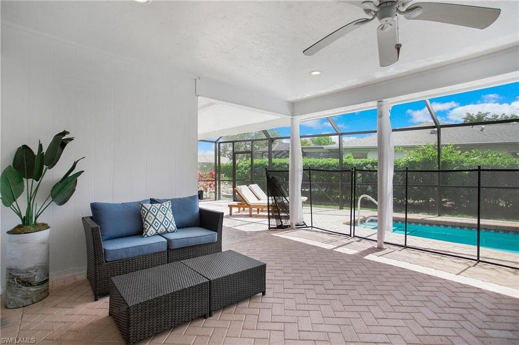 27 Pebble Beach Blvd, Naples, FL 34113-37