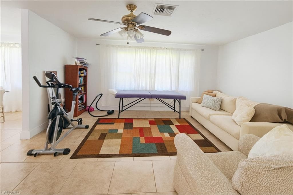 5010 31st Ave SW, Naples, FL 34116-13