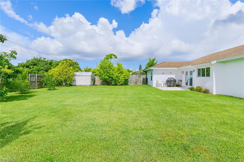 5010 31st Ave SW, Naples, FL 34116-29