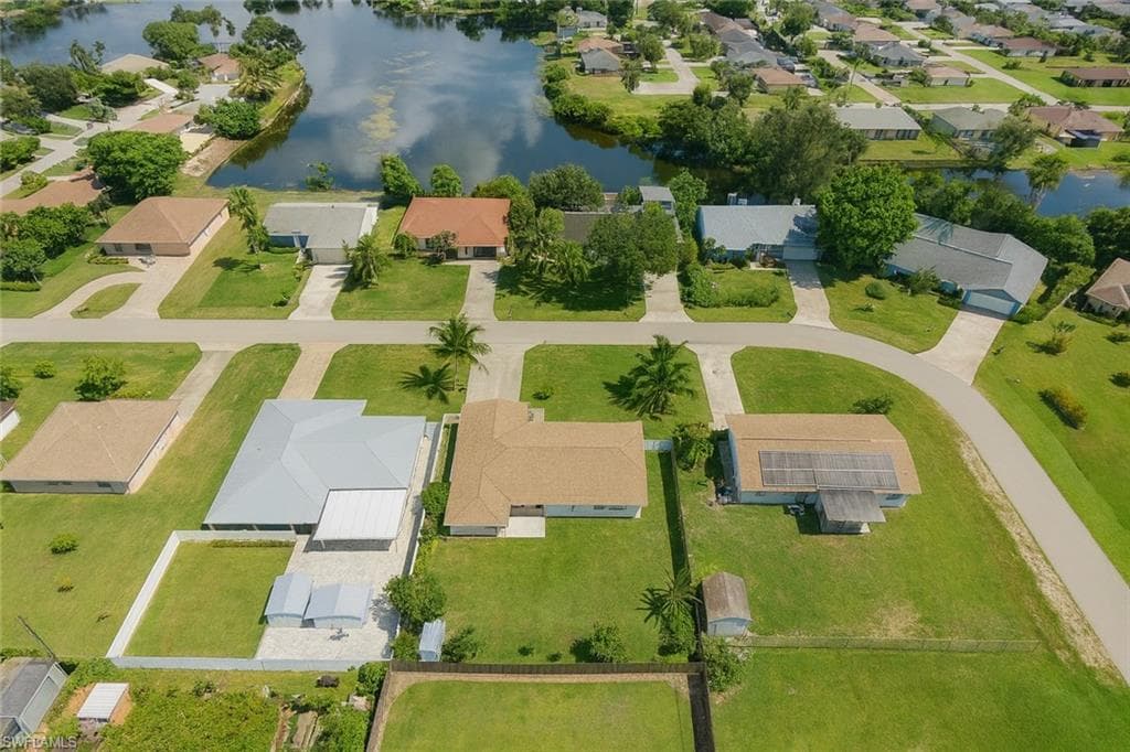 5010 31st Ave SW, Naples, FL 34116-34