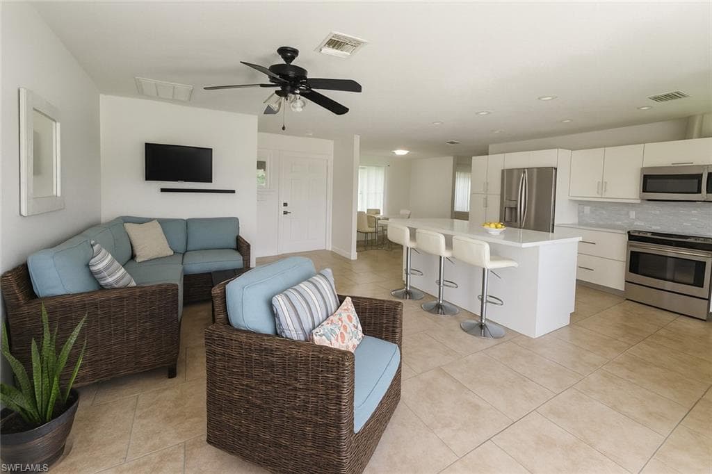 5010 31st Ave SW, Naples, FL 34116-4
