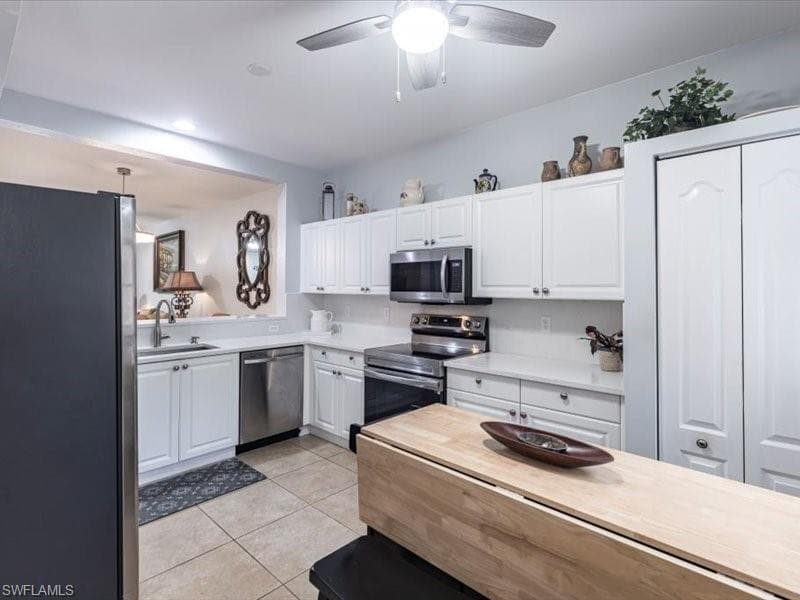 735 Luisa Ln 1, Naples, FL 34104-16