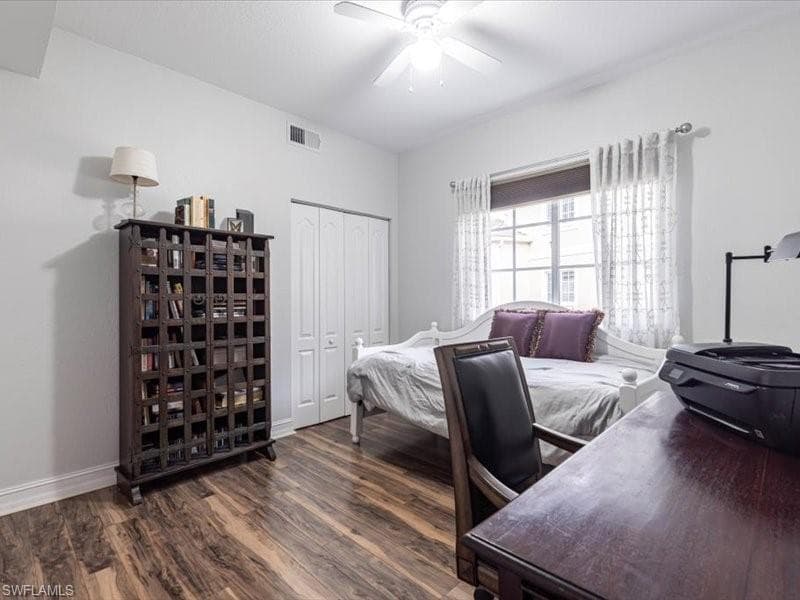 735 Luisa Ln 1, Naples, FL 34104-26