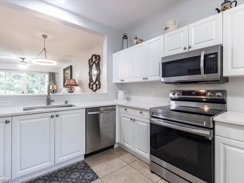 735 Luisa Ln 1, Naples, FL 34104-8