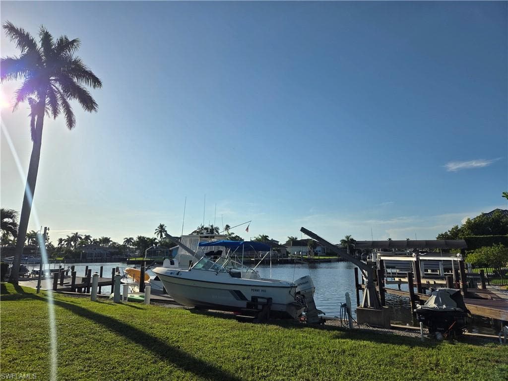1207 Martinique Ct, Marco Island, FL 34145-3
