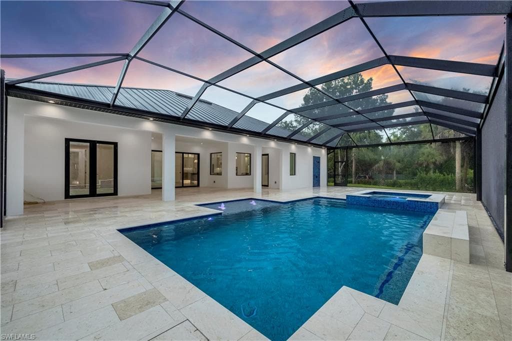 966 15th St SW, Naples, FL 34117-33