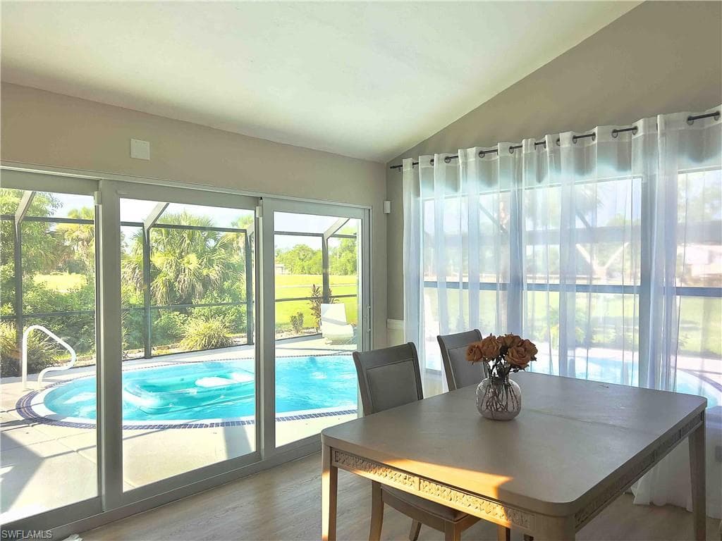 3220 63rd St SW, Naples, FL 34105-14