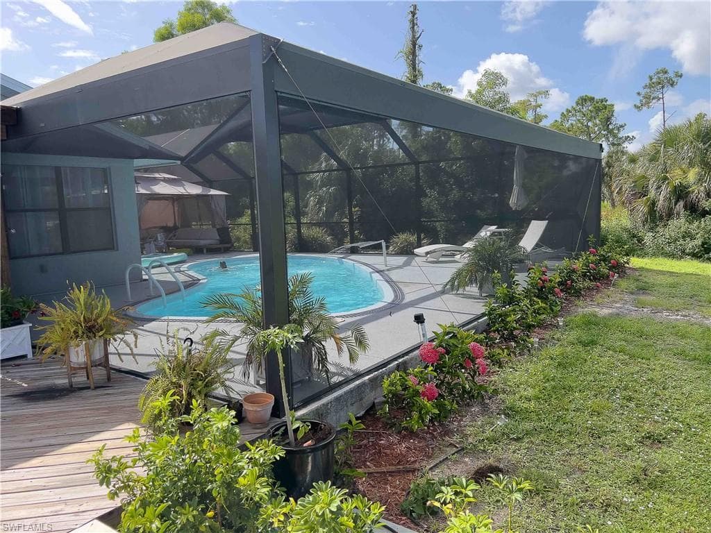 3220 63rd St SW, Naples, FL 34105-19