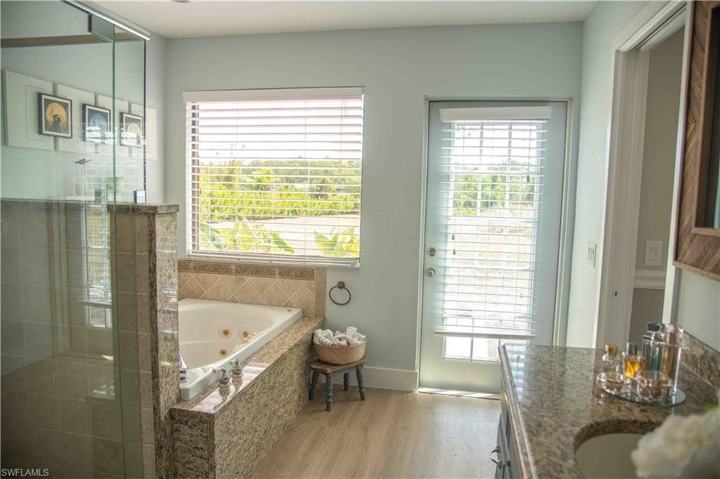 3220 63rd St SW, Naples, FL 34105-23