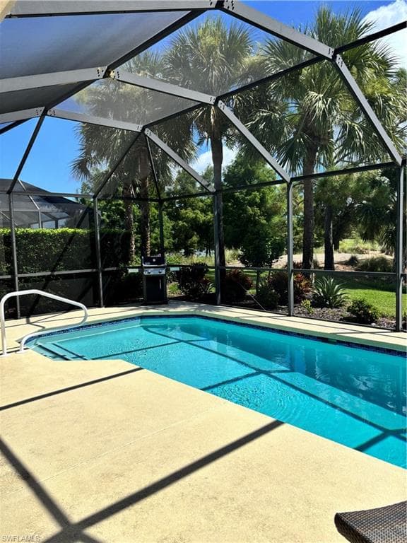 10051 Oakhurst Way, Fort Myers, FL 33913-5
