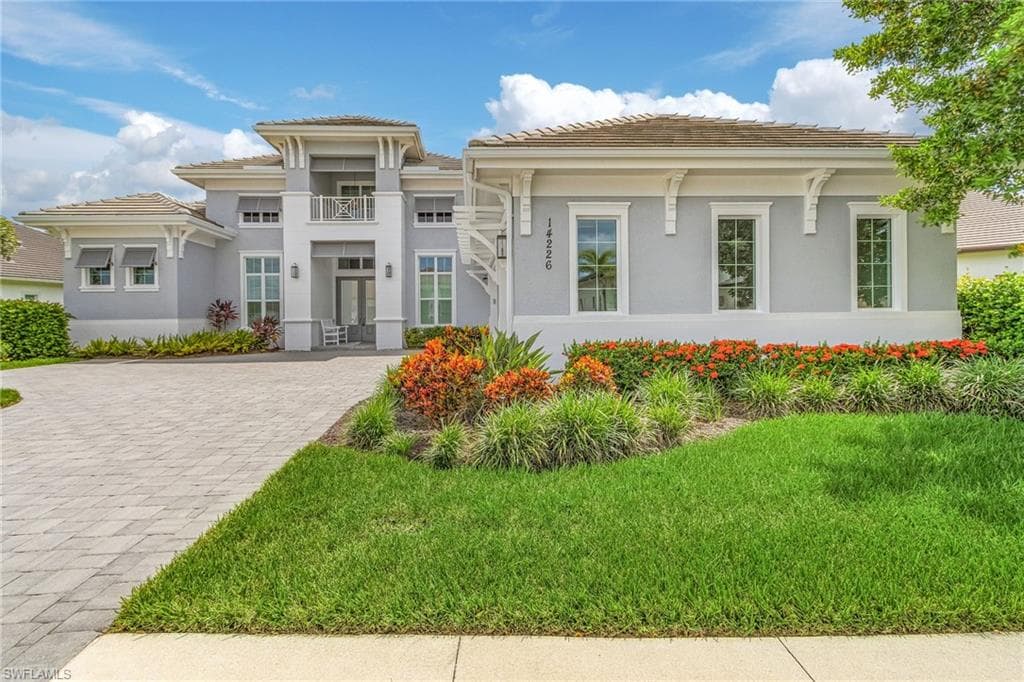 14226 Charthouse Cir, Naples, FL 34114-1