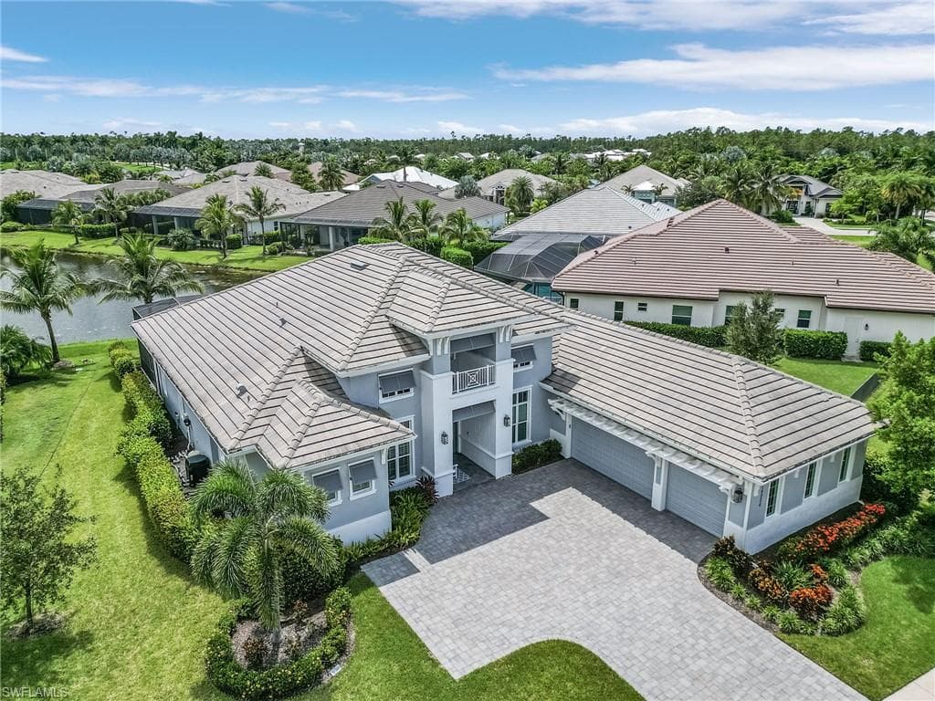 14226 Charthouse Cir, Naples, FL 34114-32