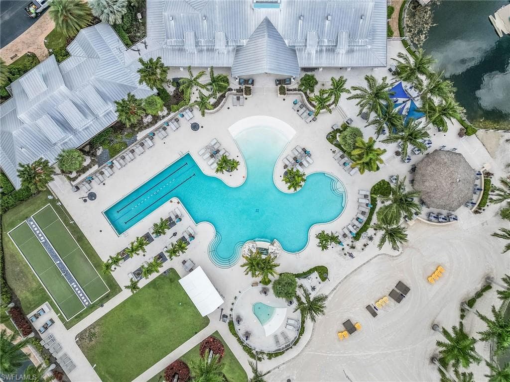 14226 Charthouse Cir, Naples, FL 34114-41