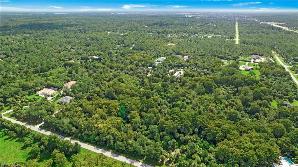 2590 8th St NW, Naples, FL 34120-4