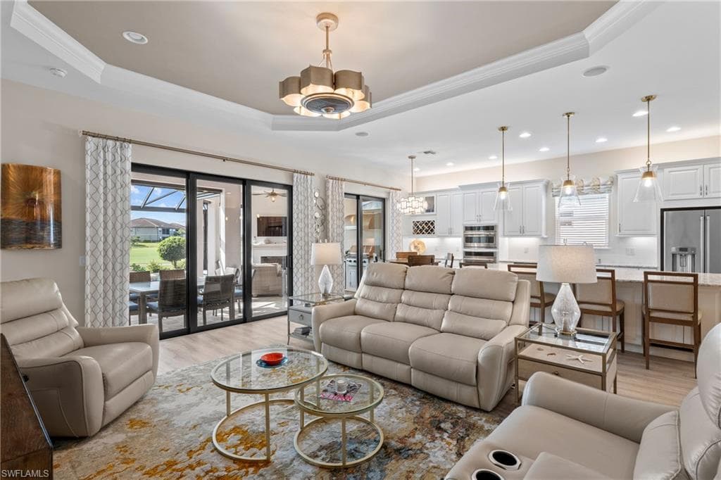 9516 Montelanico Loop, Naples, FL 34119-5