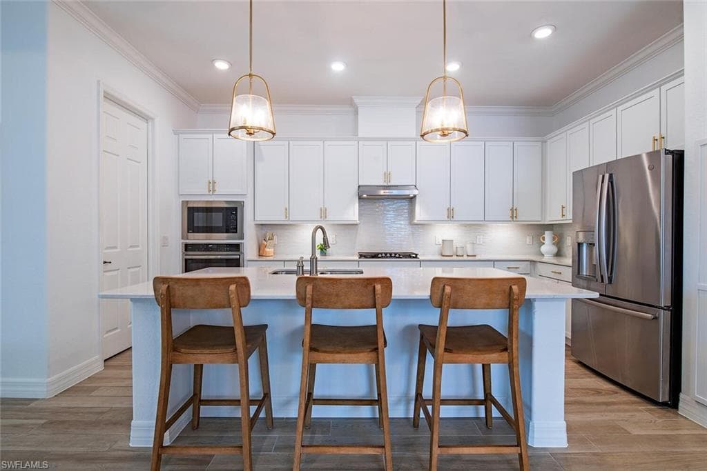 1858 Mustique St, Naples, FL 34120-13