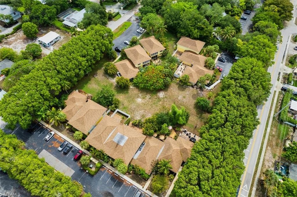 1210 Shady Rest Ln 14, Naples, FL 34103-3