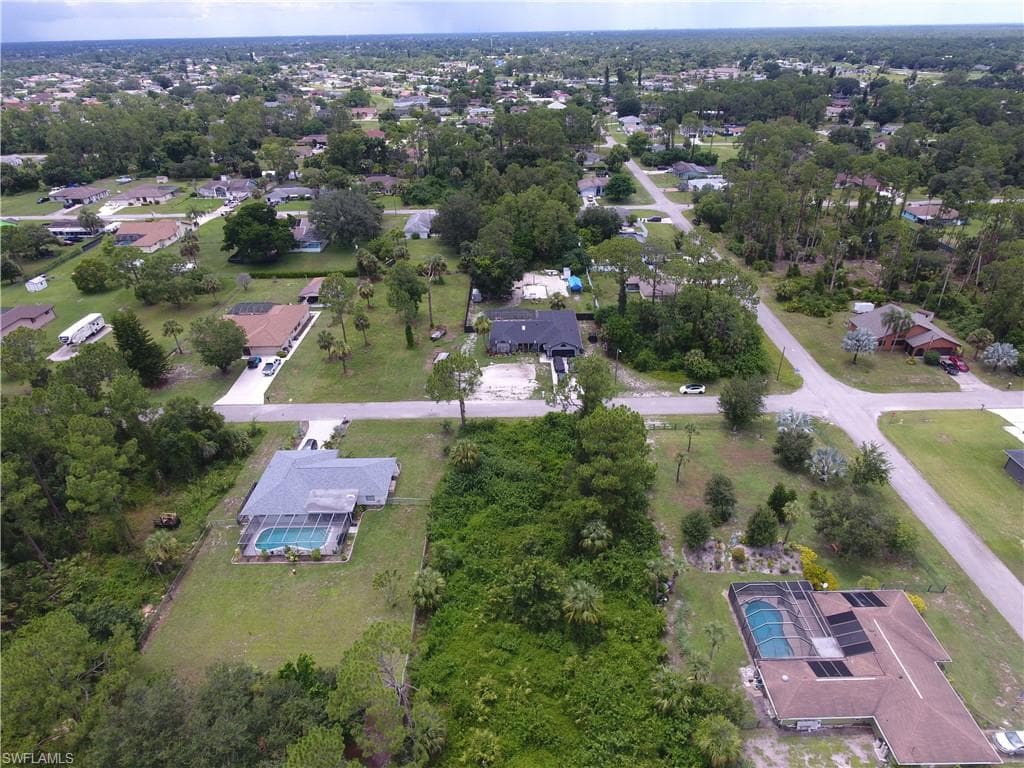 220 Roosevelt Ave, Lehigh Acres, FL 33936-9