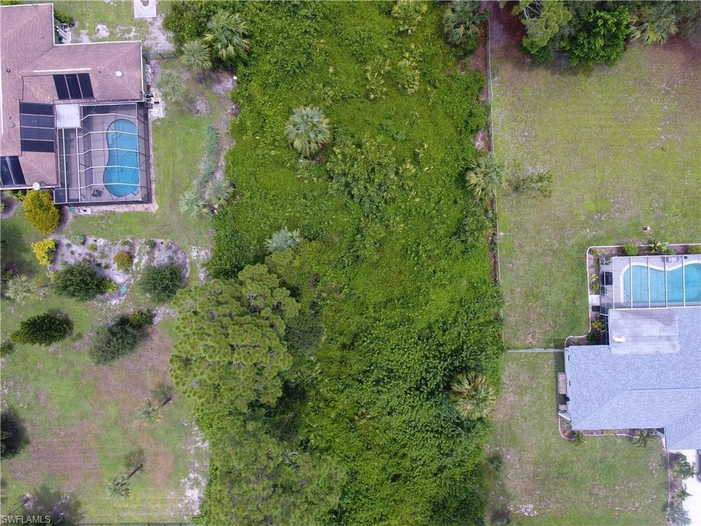 220 Roosevelt Ave, Lehigh Acres, FL 33936-4