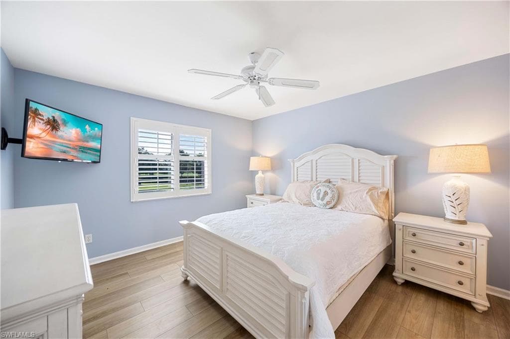 700 Saratoga Cir B204, Naples, FL 34104-16