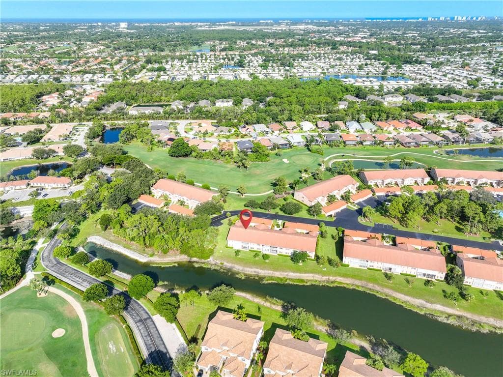 700 Saratoga Cir B204, Naples, FL 34104-26