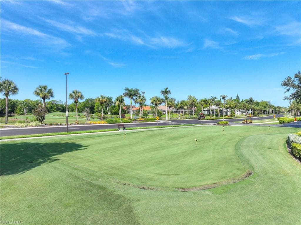 700 Saratoga Cir B204, Naples, FL 34104-42