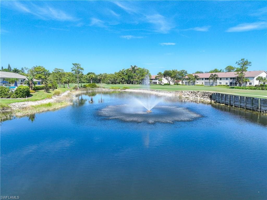 700 Saratoga Cir B204, Naples, FL 34104-50
