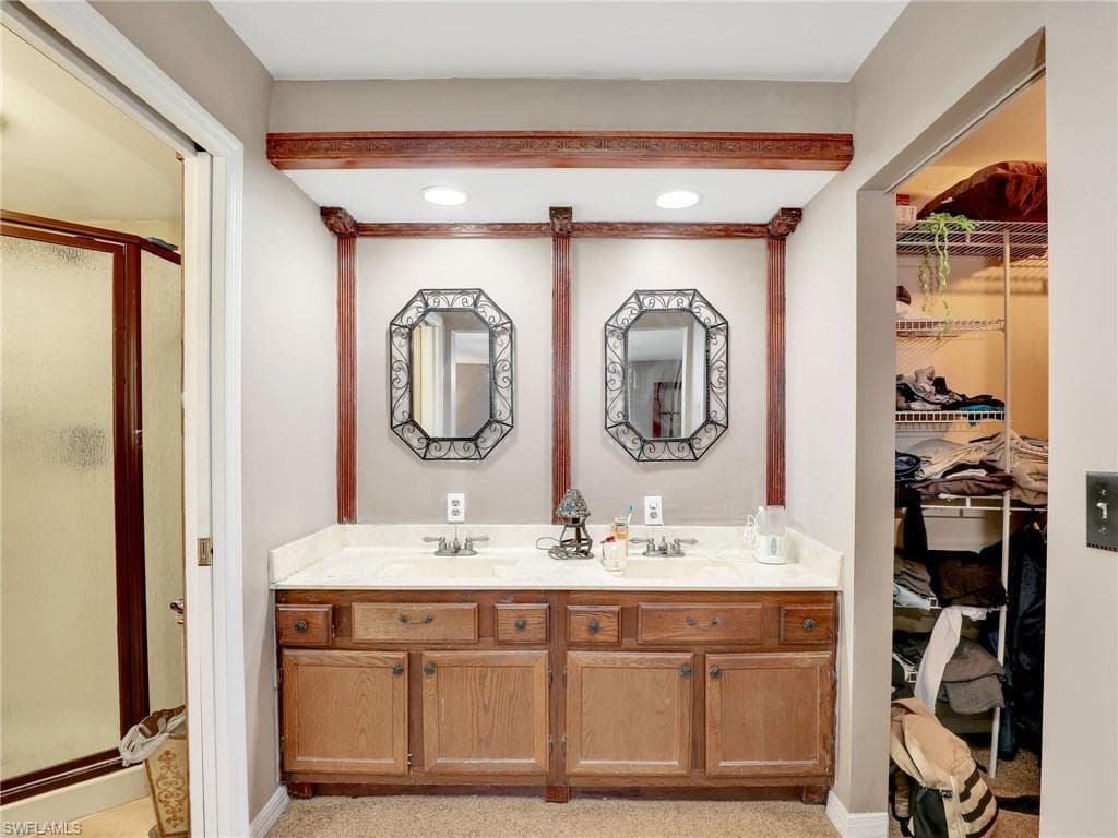 210 25th St SW, Naples, FL 34117-18