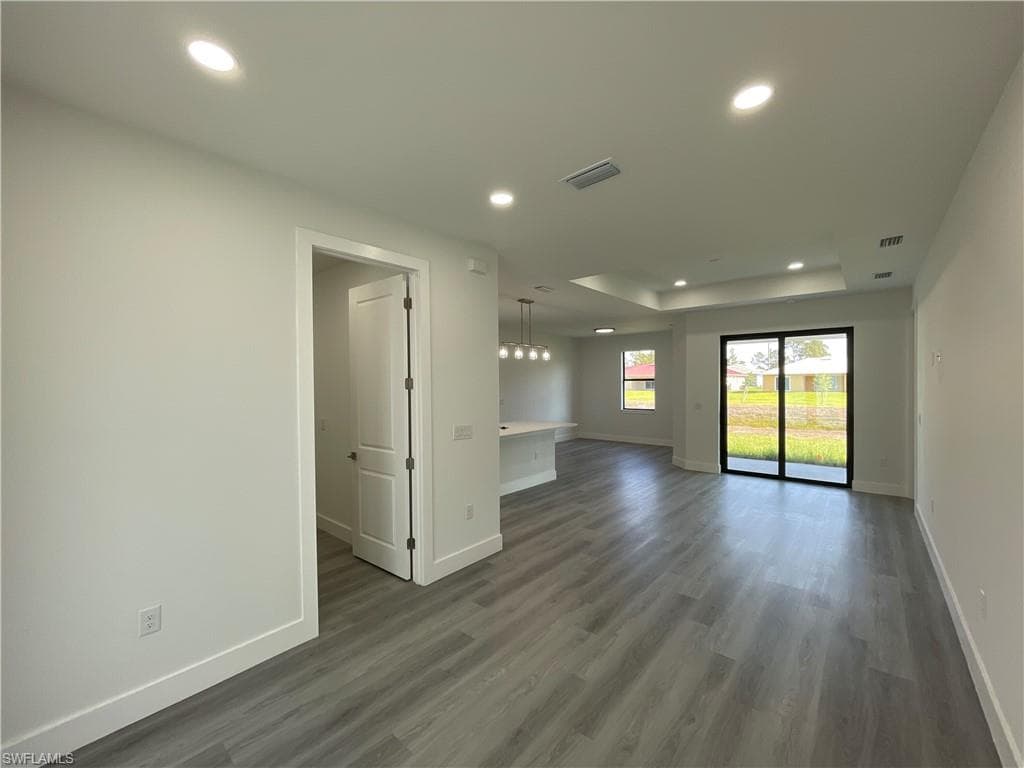 1137 Damen St E, Lehigh Acres, FL 33974-7