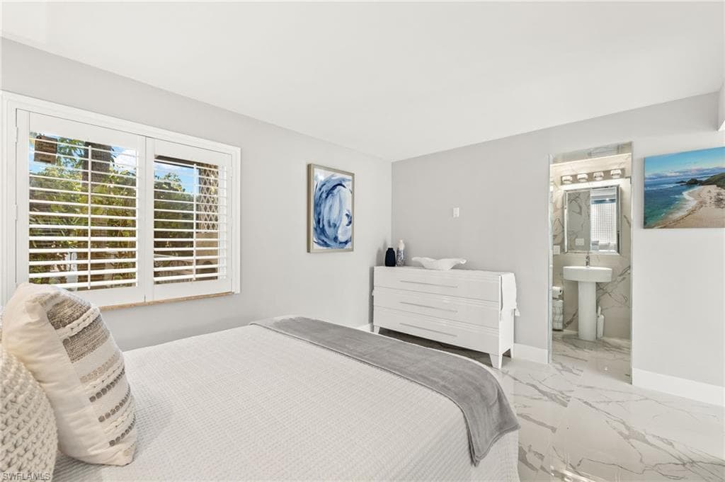 980 7th Ave S 109, Naples, FL 34102-10