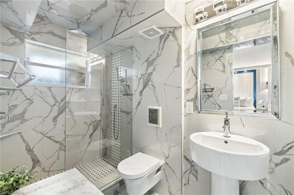 980 7th Ave S 109, Naples, FL 34102-13