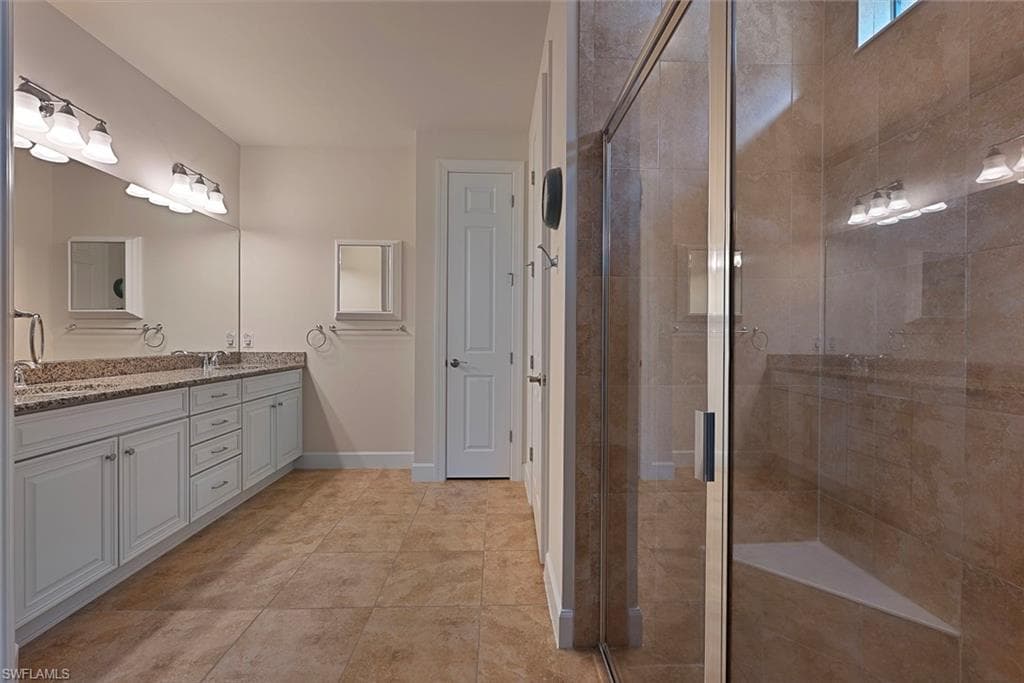 16319 Camden Lakes Cir, Naples, FL 34110-13