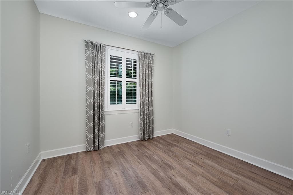 16173 Camden Lakes Cir, Naples, FL 34110-22