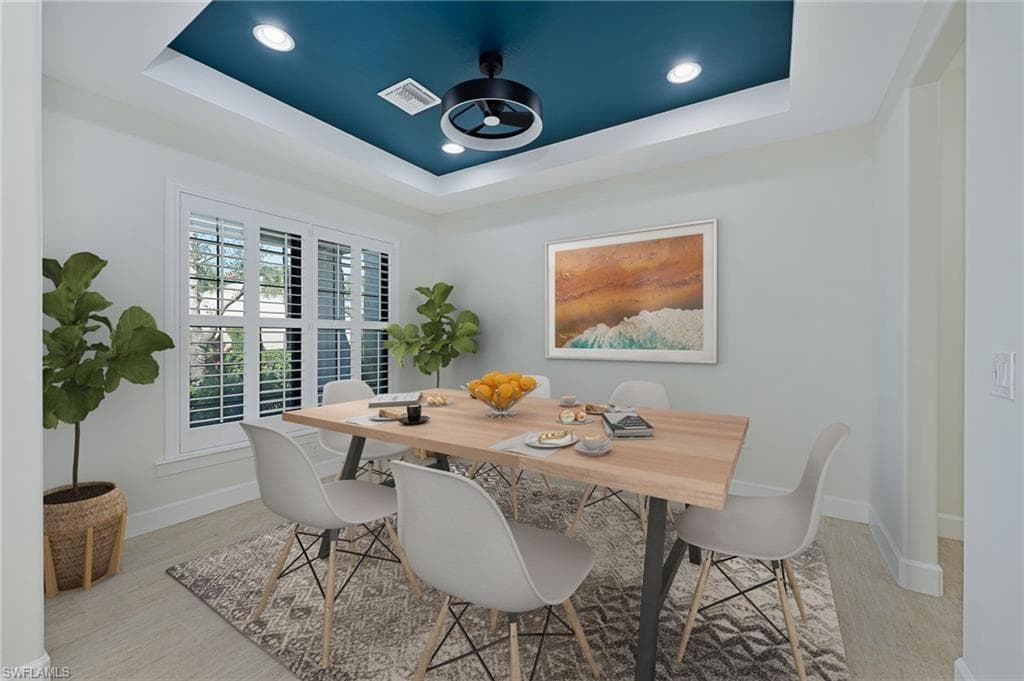 16173 Camden Lakes Cir, Naples, FL 34110-30