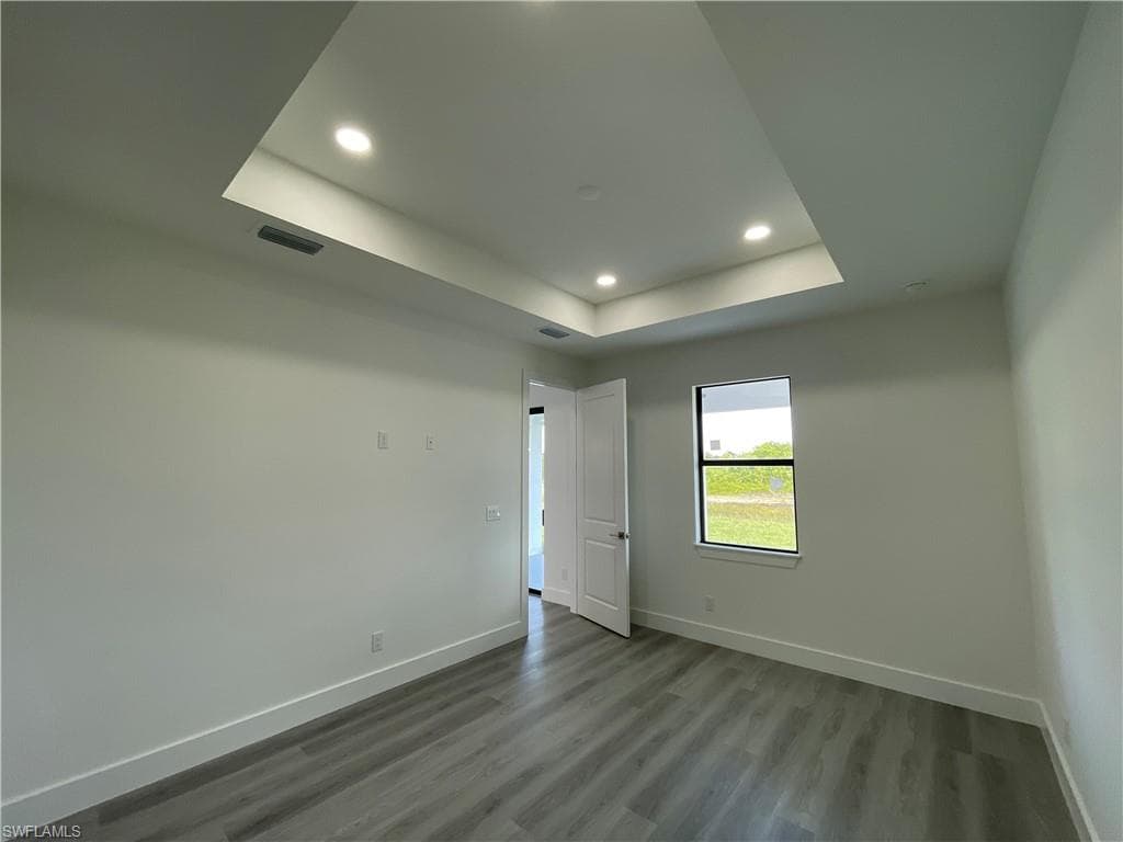 817 Newell St E, Lehigh Acres, FL 33974-14