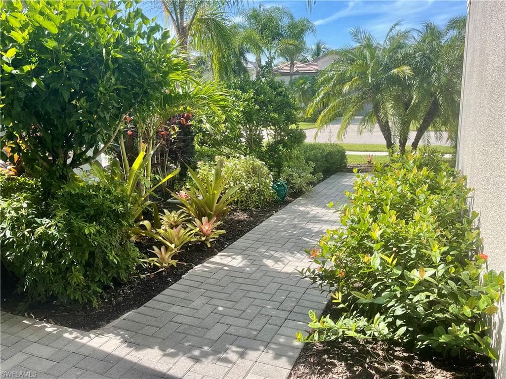 16038 Liguria Pl, Bonita Springs, FL 34135-3