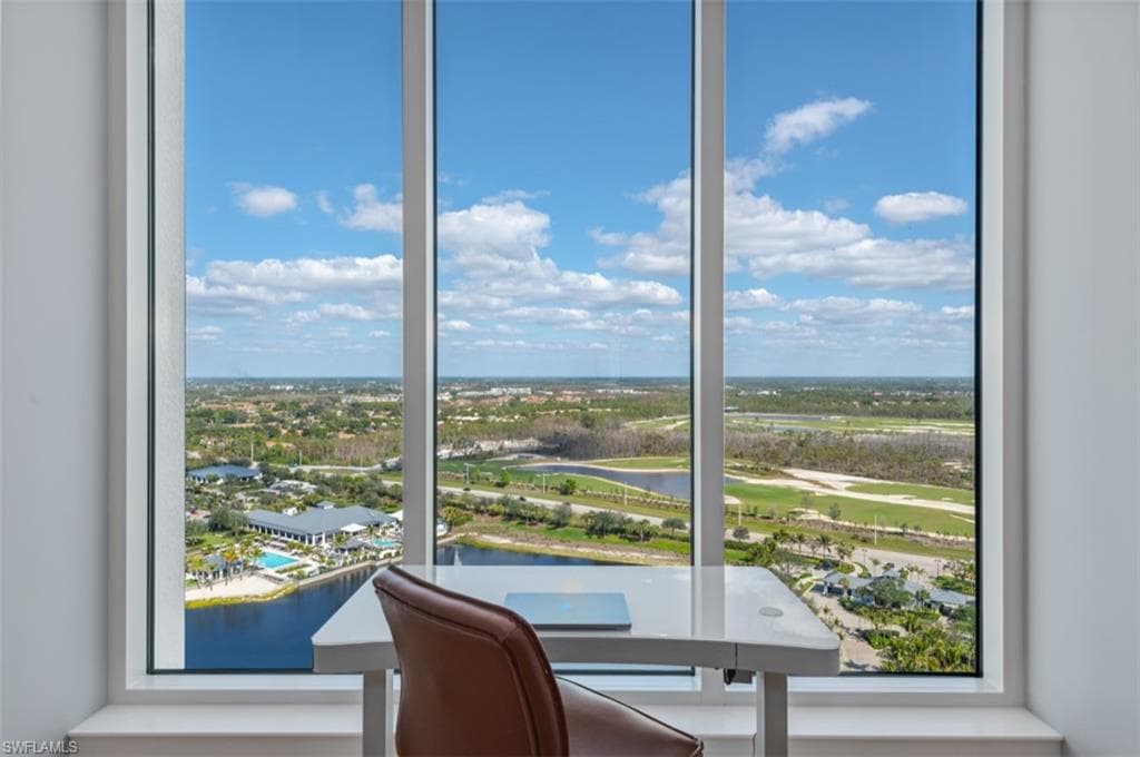 13925 Old Coast Rd Ph02, Naples, FL 34110-25