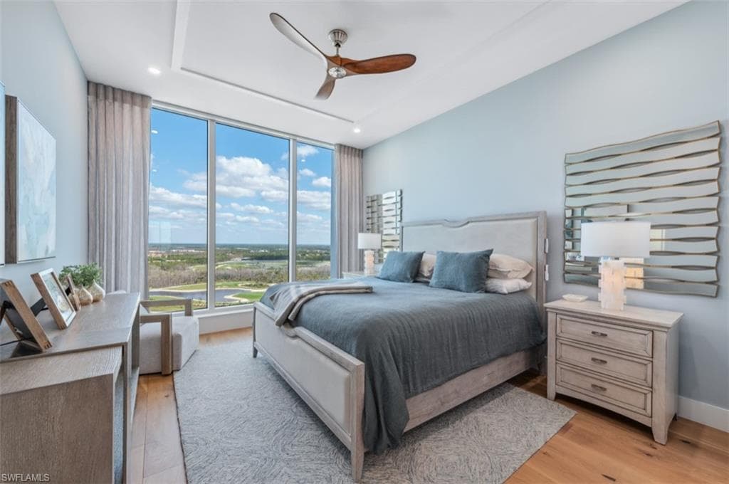 13925 Old Coast Rd Ph02, Naples, FL 34110-27