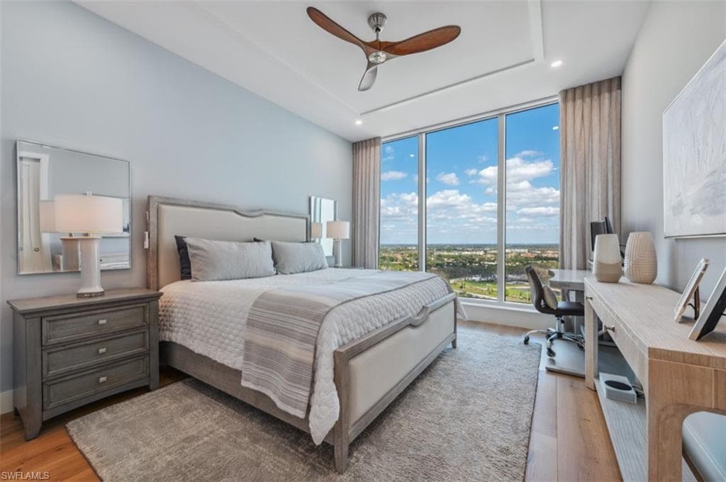 13925 Old Coast Rd Ph02, Naples, FL 34110-29