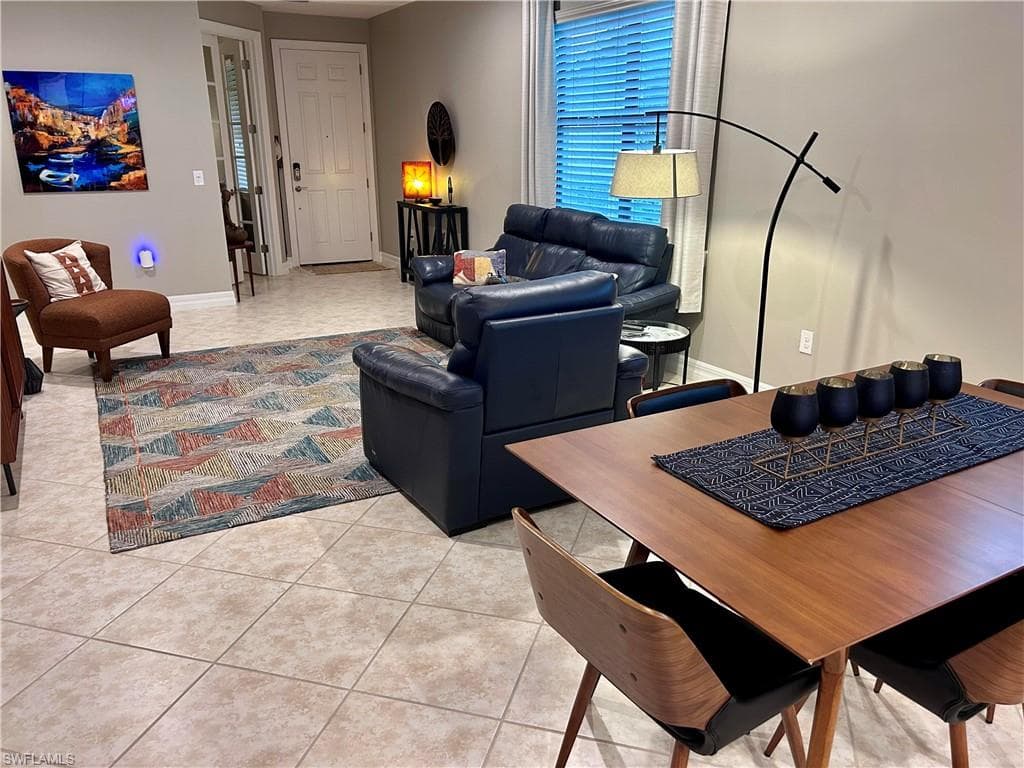 10979 Glenhurst St, Fort Myers, FL 33913-10