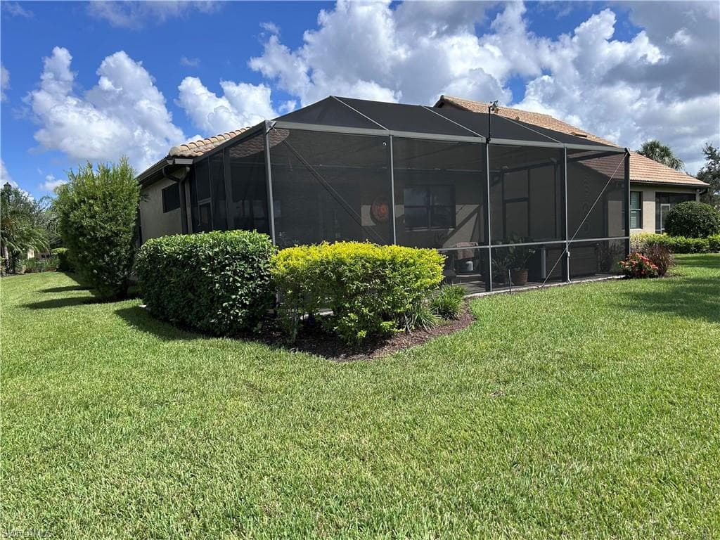 10979 Glenhurst St, Fort Myers, FL 33913-4