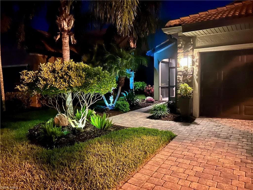 10979 Glenhurst St, Fort Myers, FL 33913-6