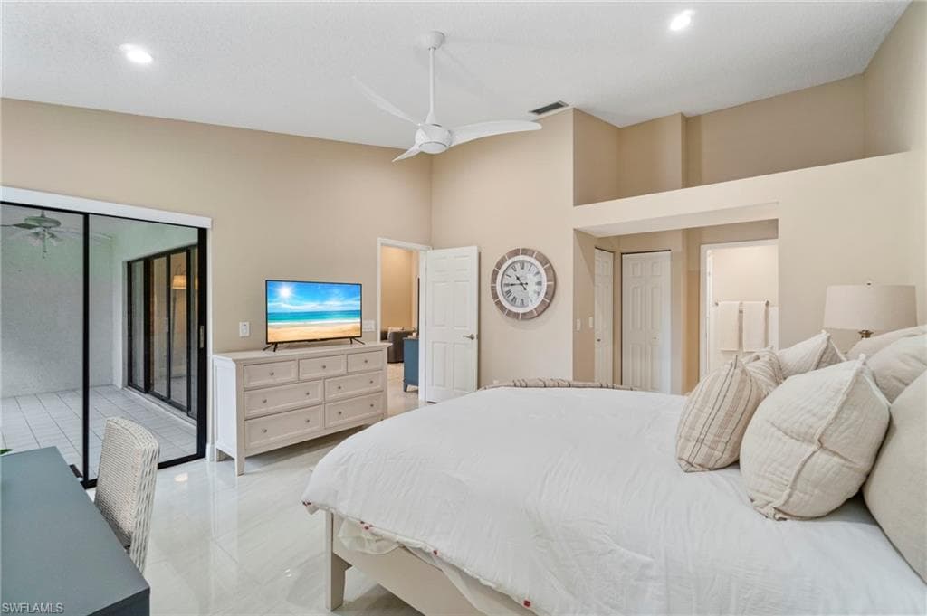 613 Serendipity Dr 613, Naples, FL 34108-22