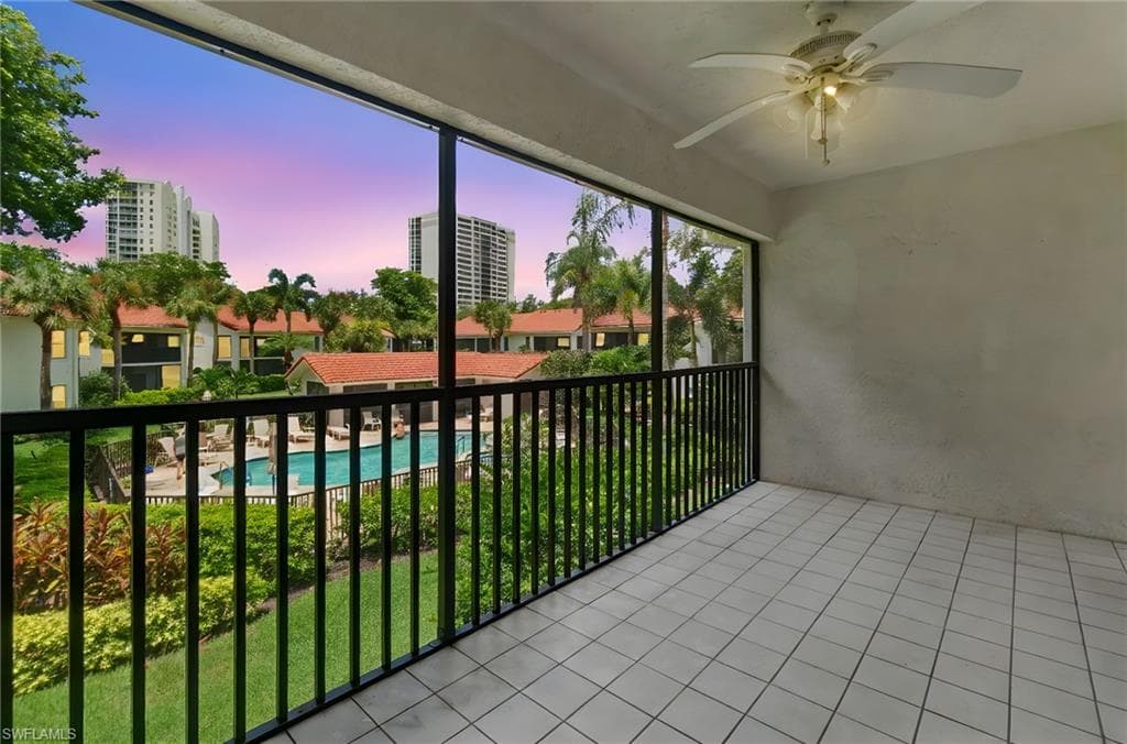 613 Serendipity Dr 613, Naples, FL 34108-33