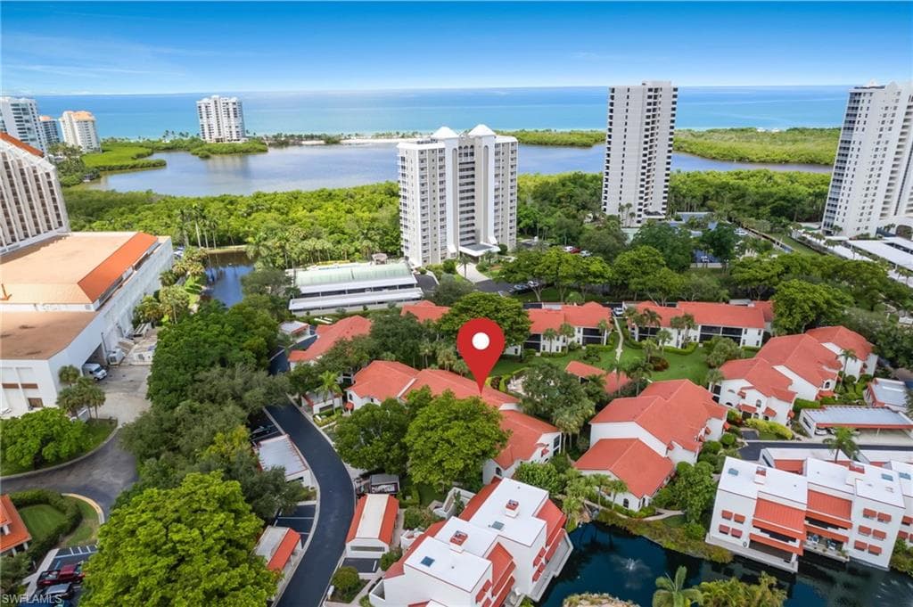 613 Serendipity Dr 613, Naples, FL 34108-48